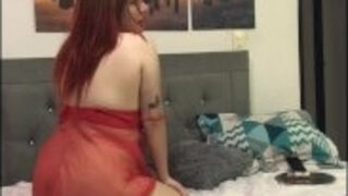 Cougar strokes with a wand until she pops