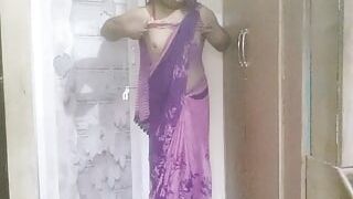 Super-fucking-hot sonusissy belly button strp in saree