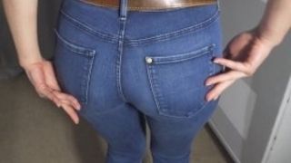 Super-sexy cougar taunting Her With thick rump In taut Blue denim 4K