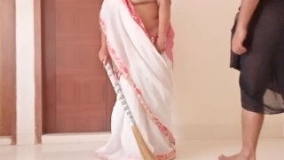 Arab step-mom sweep bedroom in Indian fashion saree then sonny witnessed her plus-size bod & get red-hot then boink